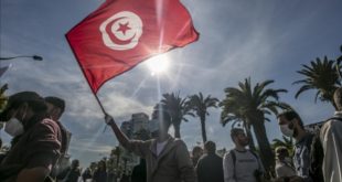 عام 2021.. هل يكون نهاية الديمقراطية في تونس